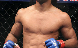 UFC Fight Night 42: Бенсон Хендерсон задушил Рустама Хабилова