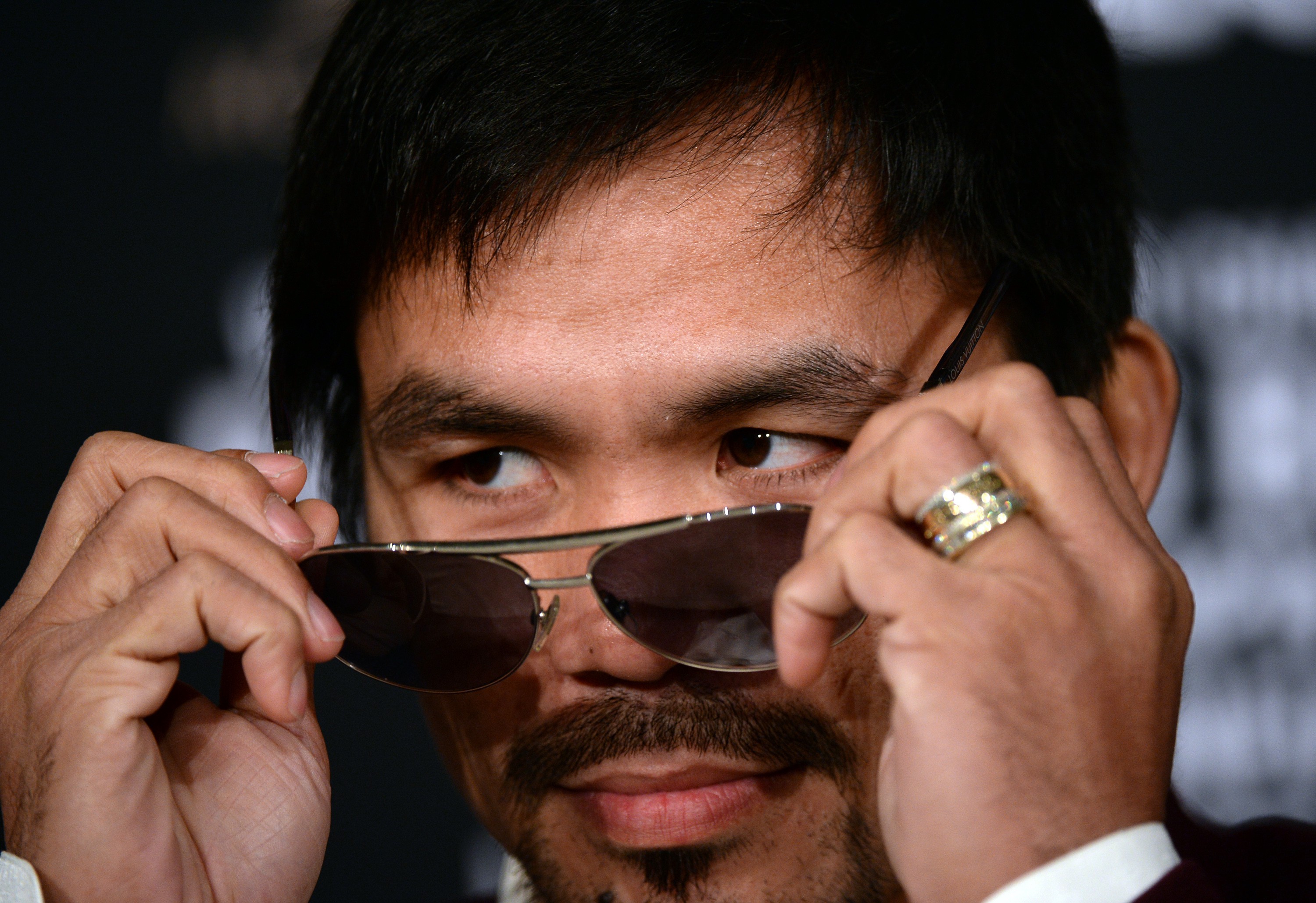 M many. Manny Pacquiao. Пакьяо. Мэнни. Филиппинцы с бородой.