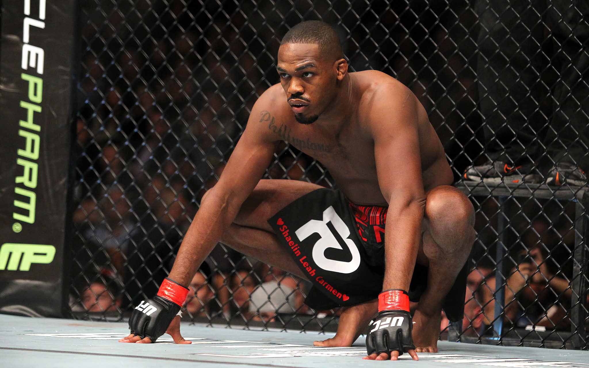 Jon Jones РѕР±РѕРё